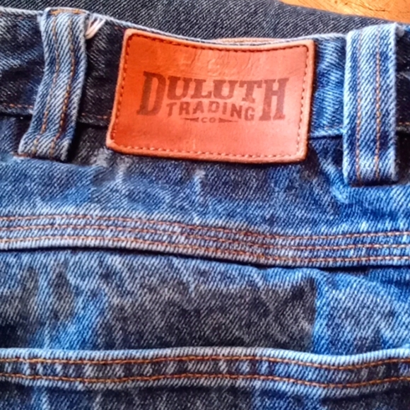 Duluth Trading Co Men's Jeans 48"x28" - Picture 2 of 5